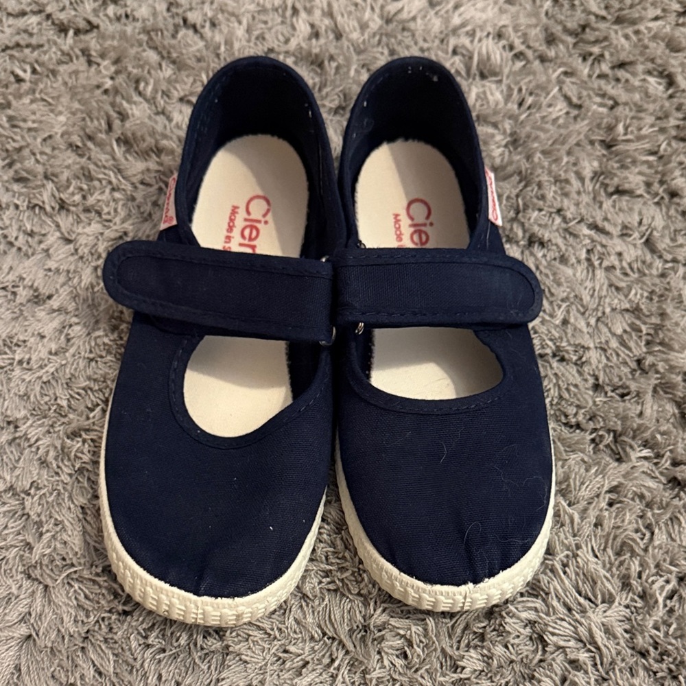 Cienta Dark Blue Kids Dress Shoes